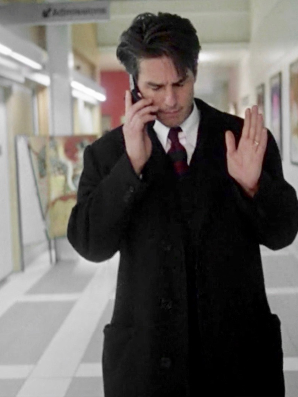 Eyes Wide Shut Bill Harford Black Coat