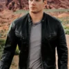 Henry Cavill British Actor Black Jacket